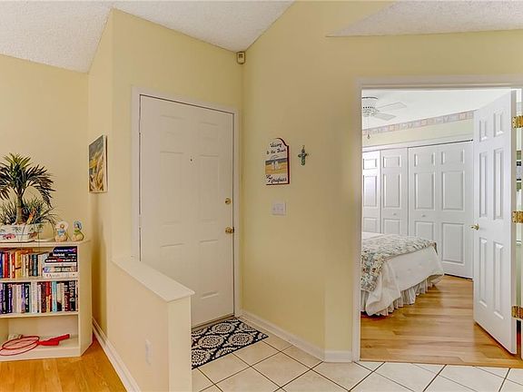 4th image of 5017 Summer Beach Blvd