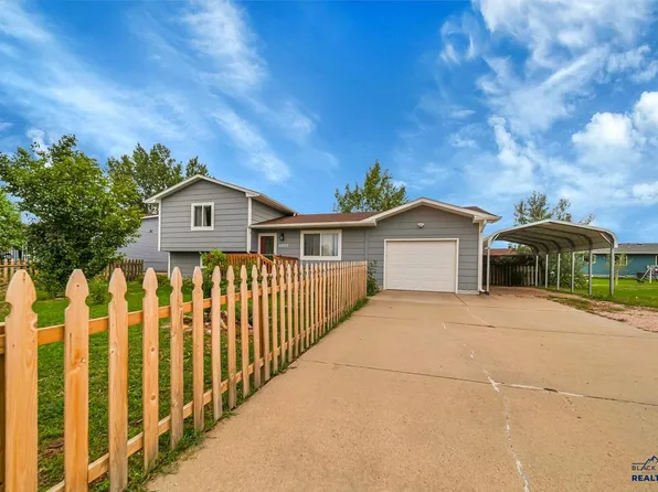4623 Trail Dr, Rapid City, SD 57703