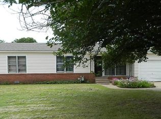 1002 10th St, Snyder, OK 73566