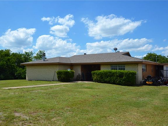 3rd image of 443 County Road 4730
