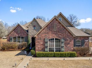 7309 S Sycamore Ave, Broken Arrow, OK 74011