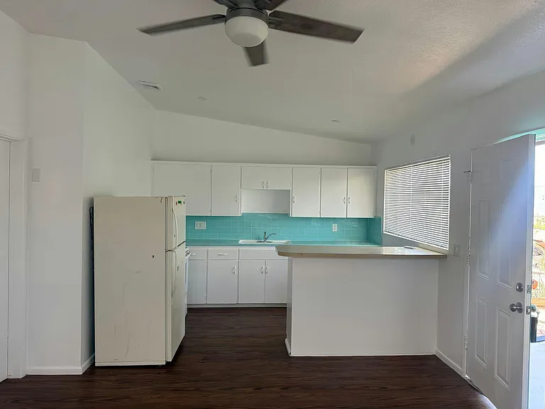 12780 Calle Amapola #B — Photo 2