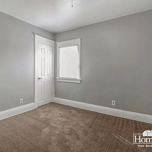 709 S 25th St — Photo 10