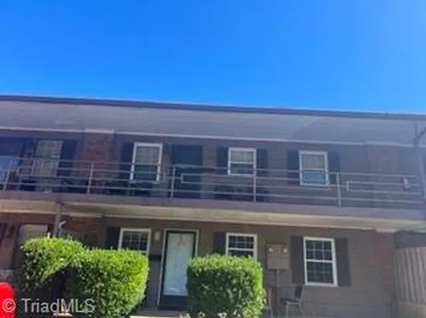 340 S Cherry St #B, Kernersville, NC 27284