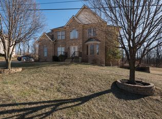 216 Harbor Village Dr, Georgetown, KY 40324