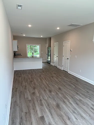 106 Loren Rd Photo 1