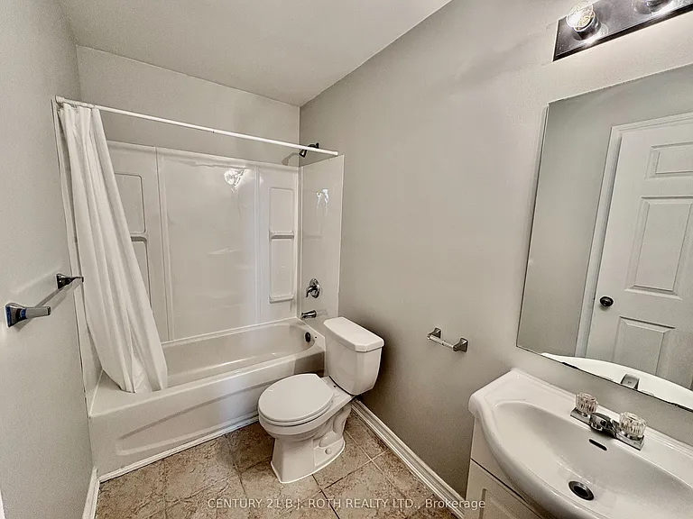 19 Dunlop St W #205 — Photo 10