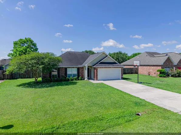 9890 Asheville Dr, Denham Springs, LA 70706
