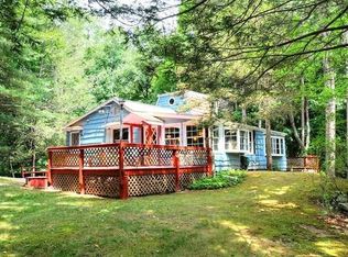 323 Mills Cross Rd, Staatsburg, NY 12580