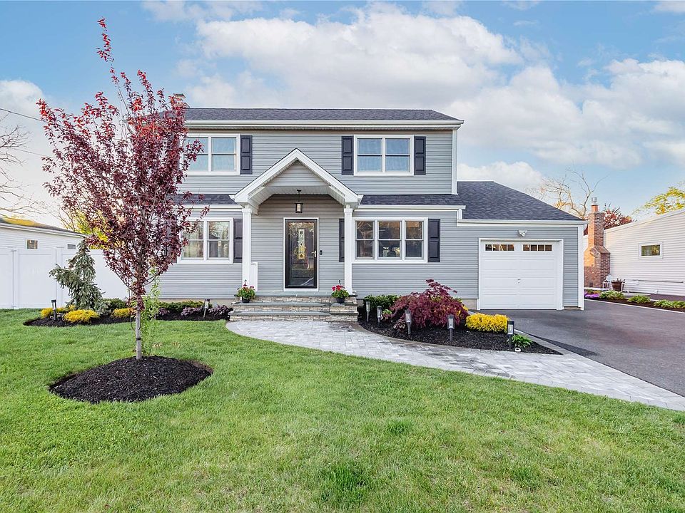 1st image of 5 Laura Dr
