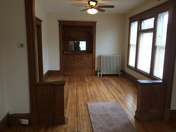 4th image of 2700 Aldrich Ave S
