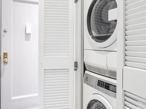 248 East 32nd Street image 14 of 14