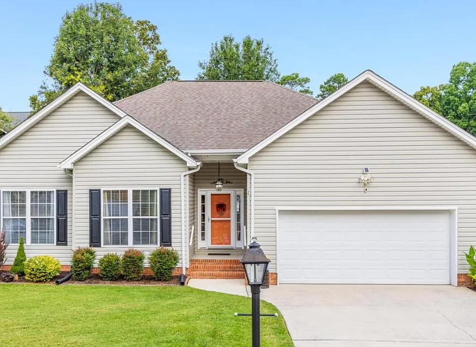 4845 Waverly Ct