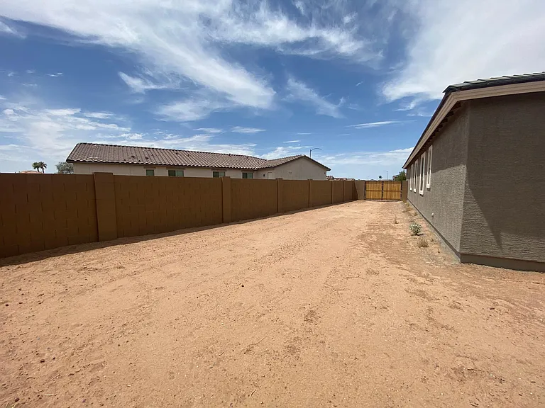 Back/ side yard