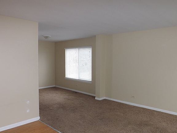 4th image of 195 Blueberry Ln