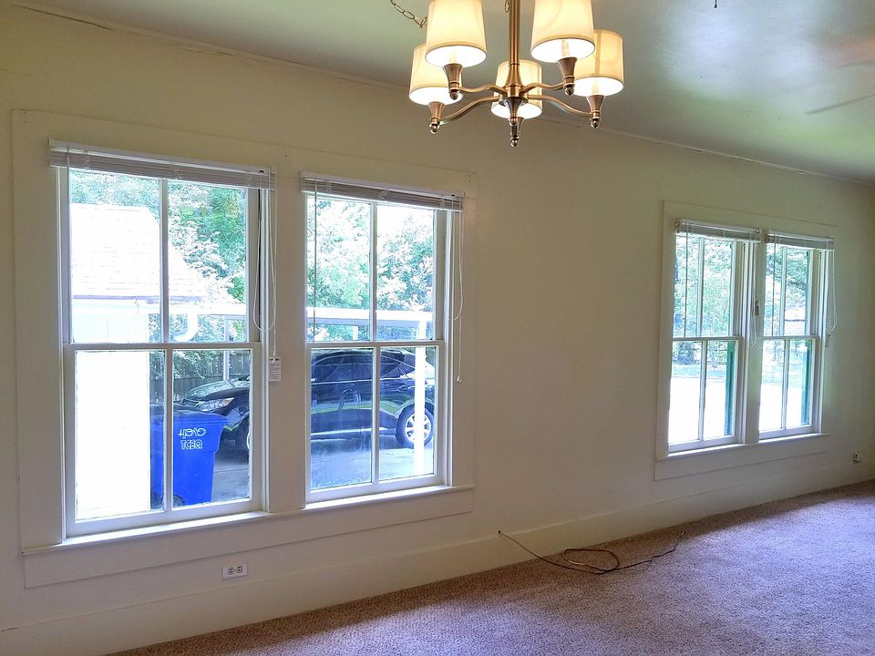2nd image of 2727 Old Houston Rd #1