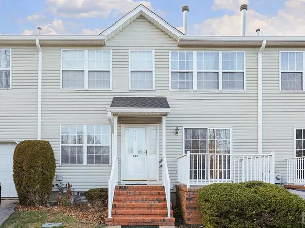 292 Vasser Dr, Piscataway, NJ 08854