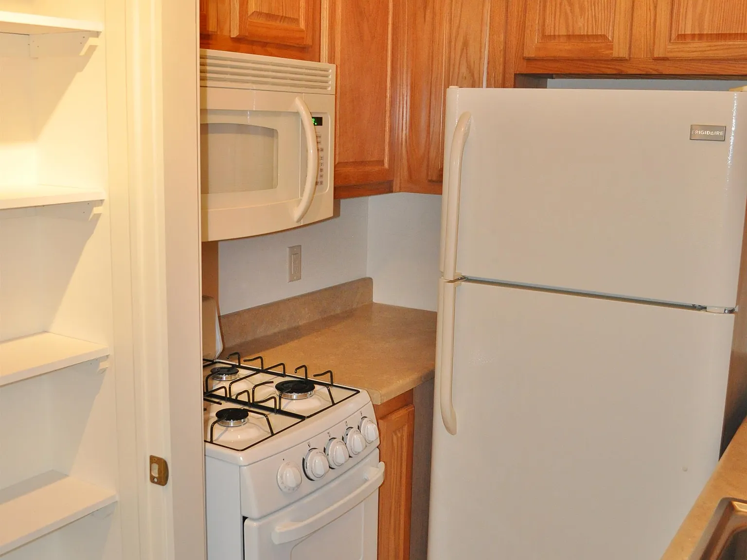 203 Williams Street - 5 — Photo 3