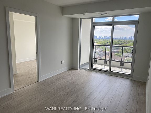 3rd image of 858 Dupont St W #837