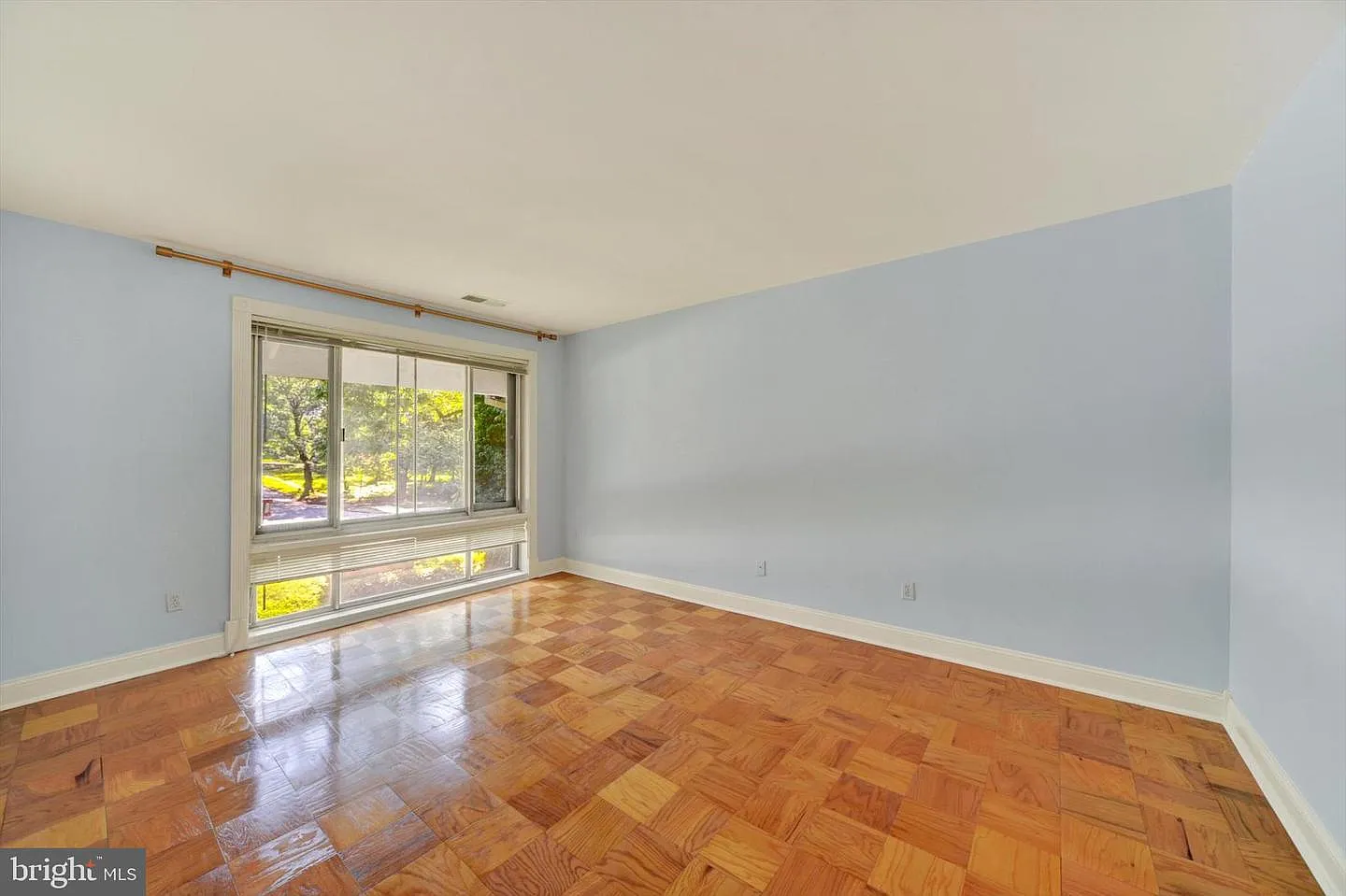 2 bed, 1157 sqft, $2,250 — Photo 4