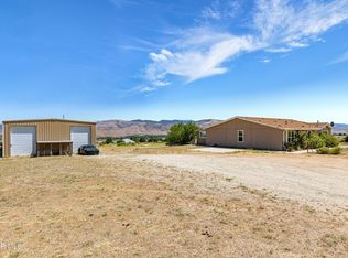 18909 Cheyenne Ave, Tehachapi, CA 93561