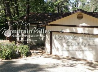 21387 Oak Ridge Dr, Grass Valley, CA 95945