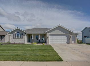 304 Melissa Ln, Cottage Grove, WI 53527