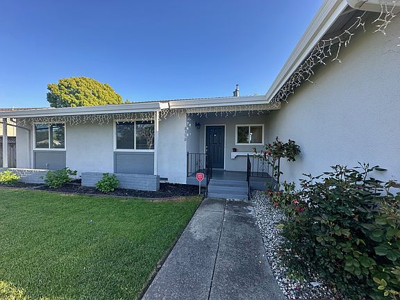 2nd image of 8350 Davona Dr