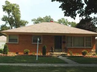 9029 S Sproat Ave, Oak Lawn, IL 60453