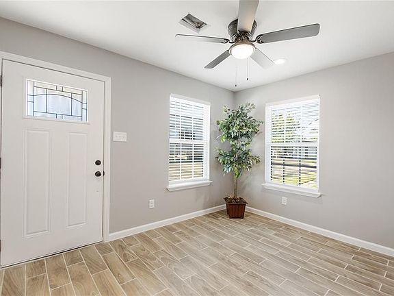 2nd image of 715 Hamon Dr
