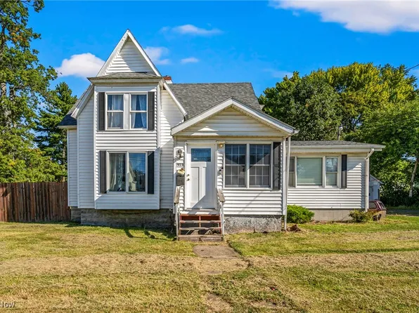 1923 W 11th St, Ashtabula, OH 44004