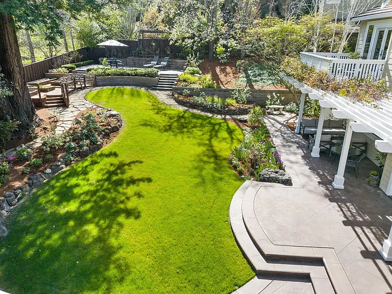 448 Silverwood Dr — Photo 13