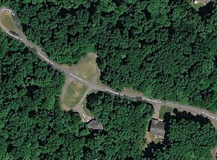 137 Primrose Ln, Brandenburg, KY 40108