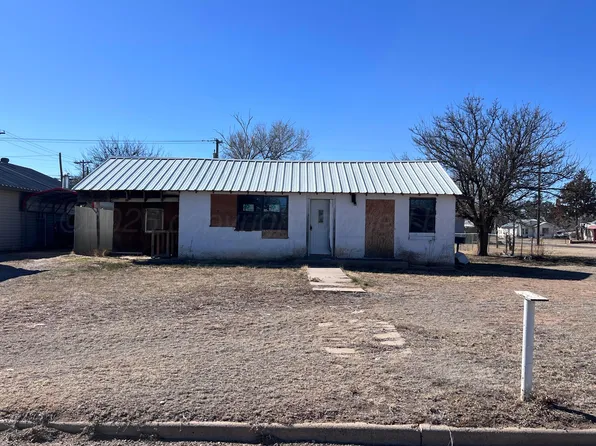109 NW 5th St, Dimmitt, TX 79027