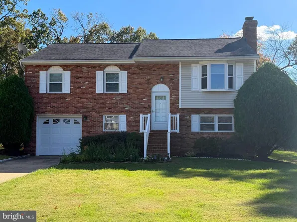 777 Martin Ct E, Severn, MD 21144