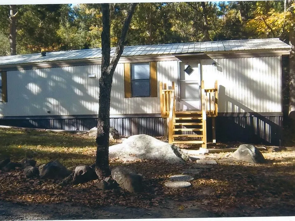 1275 Mount Holly Rd