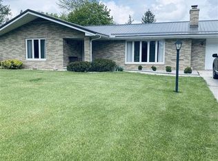 4068 Riverview Dr, Alma, MI 48801