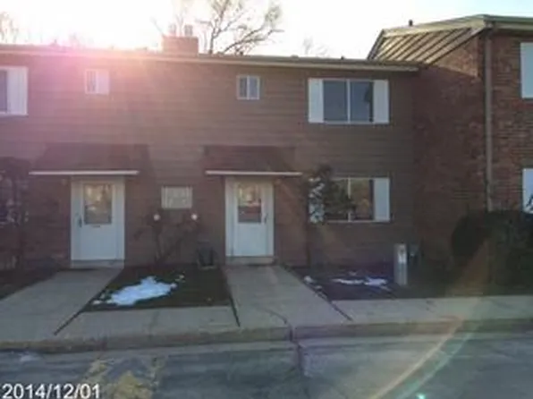 7841 N 60th St #48, Milwaukee, WI 53223
