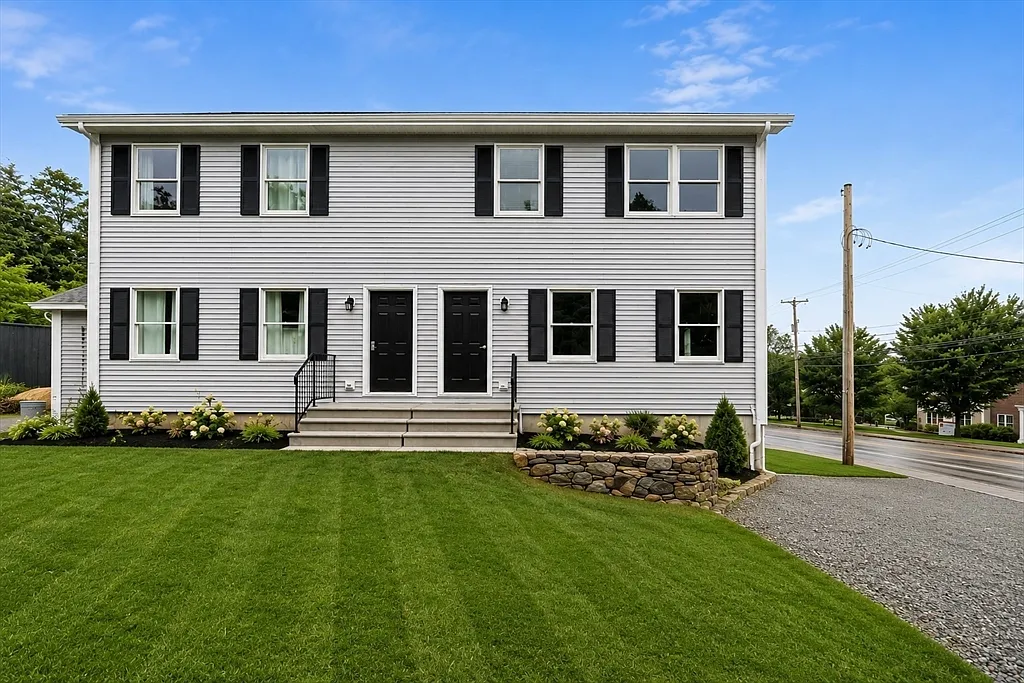 2 bed, 2.5 bath, 1198 sqft, $2,800 — Photo 1
