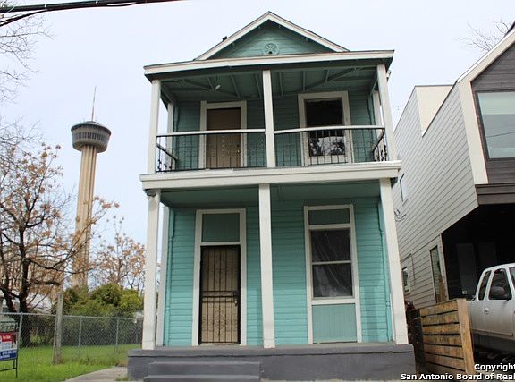 2nd image of 321 Lavaca St