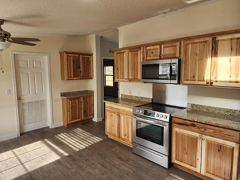 21 Powder Horn Trl — Photo 3