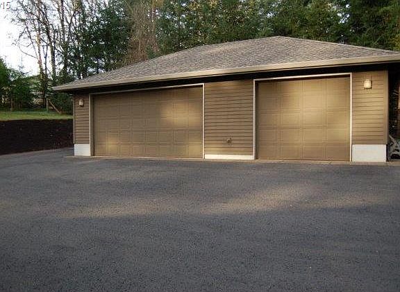 4th image of 18240 NE Rainbow Ln