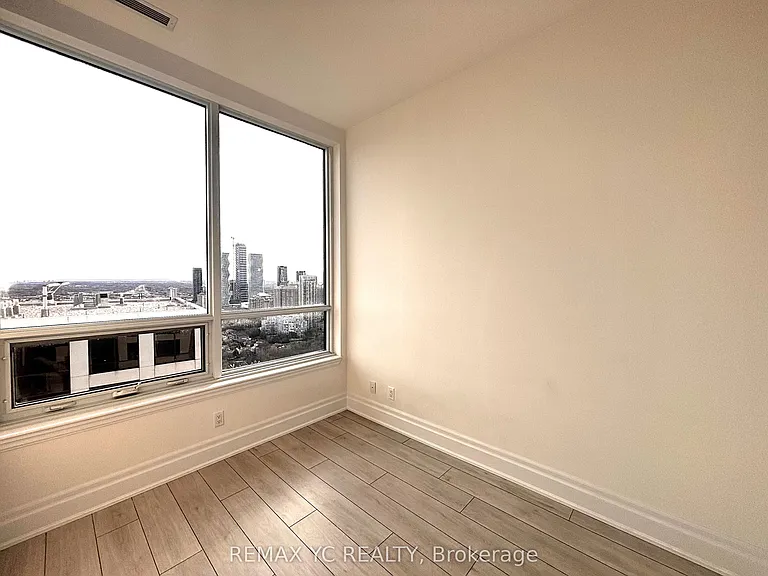 30 Elm Dr W #Penthouse 06 — Photo 15