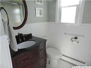 3rd image of 463 Saint Thomas Dr