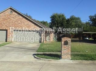 810 Cullum Ct, Hurst, TX 76053