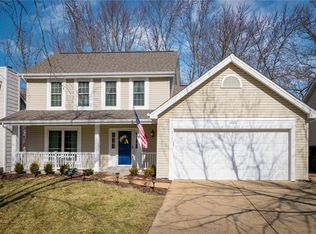 1021 Columbard Dr, Ballwin, MO 63021