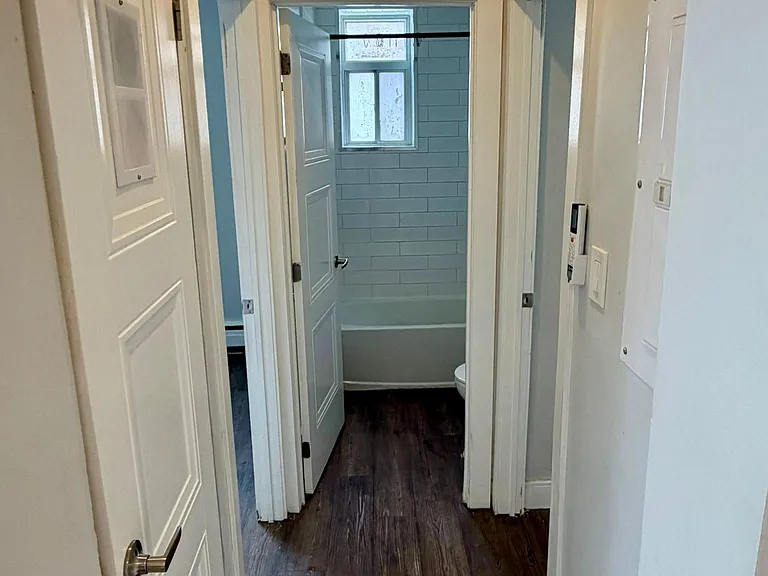 112 Saint Josephs Dr #101 — Photo 4