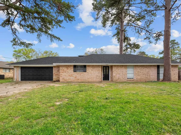 3485 Holly Ln, Flint, TX 75762