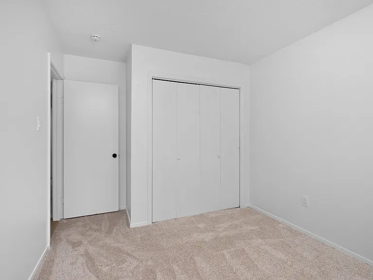 5340 Lakeview Cv — Photo 9