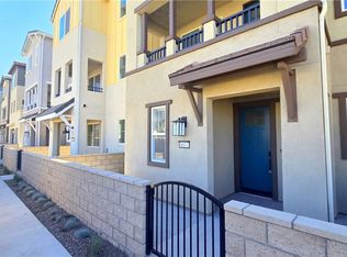 6044 Fairfax Dr, Eastvale, CA 92880